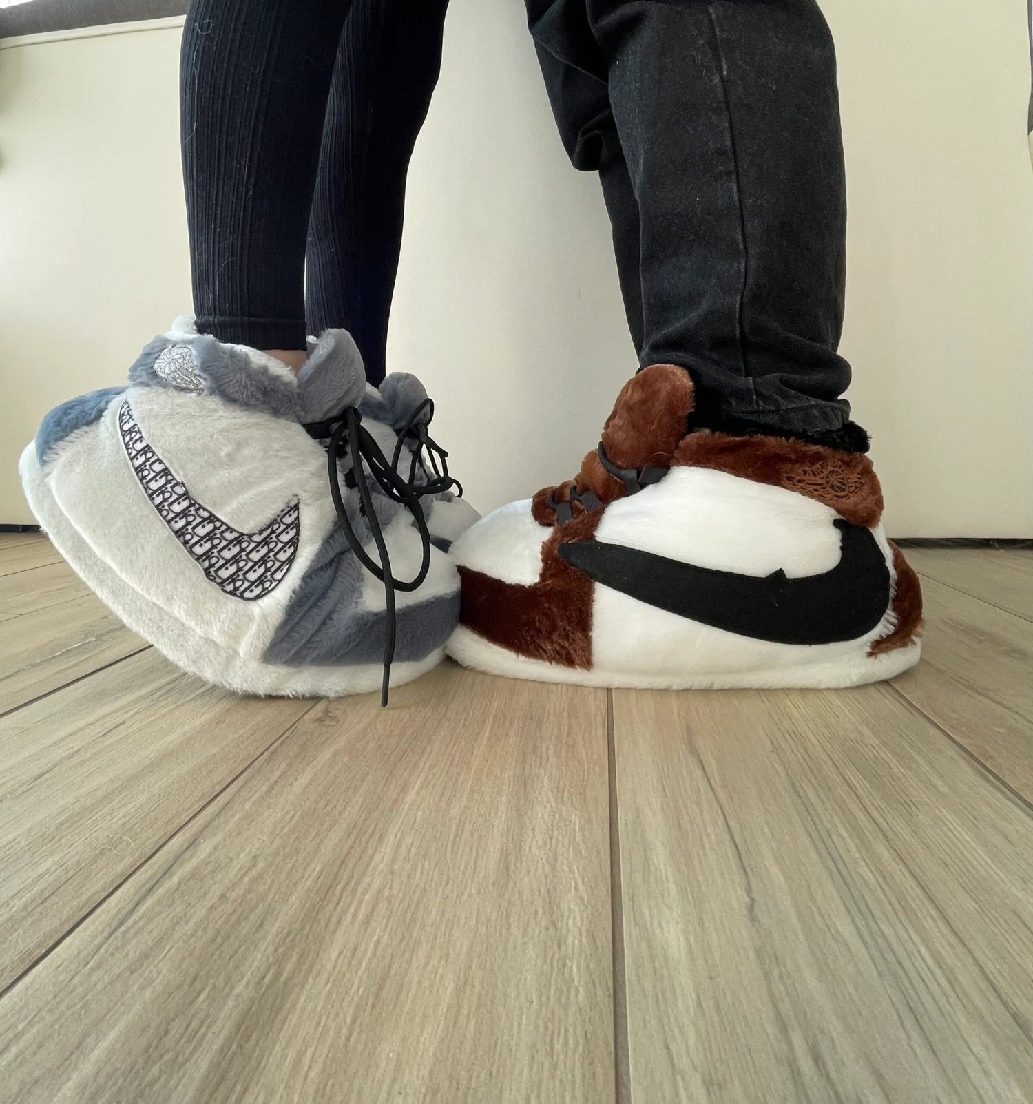 Nike panduf, panduf kadın, panduf erkek, çocuk panduf, bebek panduf, ev pandufu, penti panduf, vicco kreş ayakkabısı, erkek çocuk panduf modelleri, ortopedik panduf, hayvanlı panduf, kadın panduf, erkek panduf, kız çocuk panduf, penti panduf kadın, panduf terlik, ev botu, lcw panduf, gezer panduf, polaris panduf, sıcak ve rahat panduf çeşitleri her numarada. Tüm dünyaya gönderim seçeneğiyle kalite ve konforu şimdi keşfedin.Nike panduf, panduf kadın, panduf erkek, çocuk panduf, bebek panduf, ev pandufu, pent